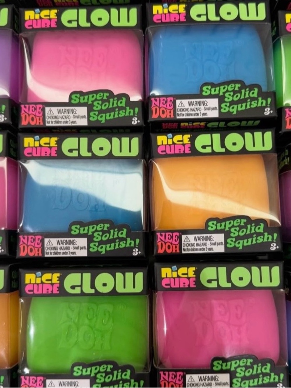 NeeDoh Nice Cube Glow Cube Super Solid Squish